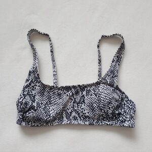 Xhilaration▪️Snakeskin Bikini Swim Top